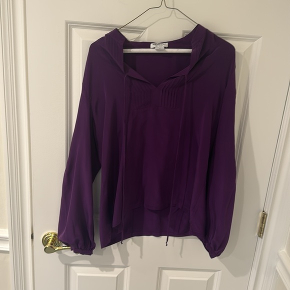 Nieves Lavi Tops - Nieves Lavi New York 100% Silk Blouse Plum Purple Size Medium